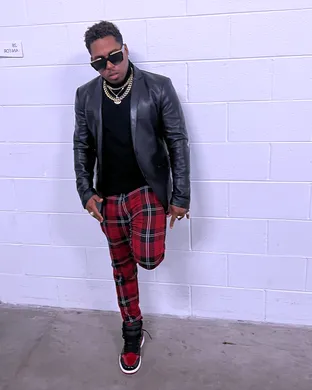 Bobby V.