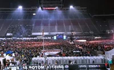 Country Thunder