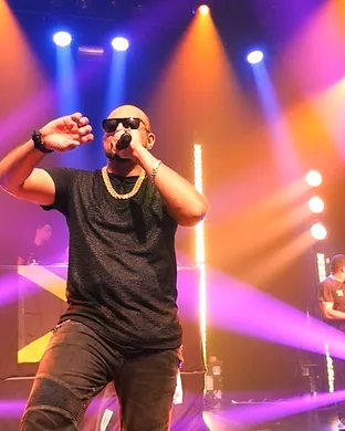 Live concert by Sean Paul