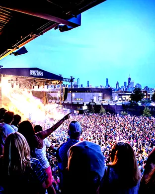 Warm Love Cool Dreams: The Jesus and Mary Chain, Tortoise & Smerz - Saturday